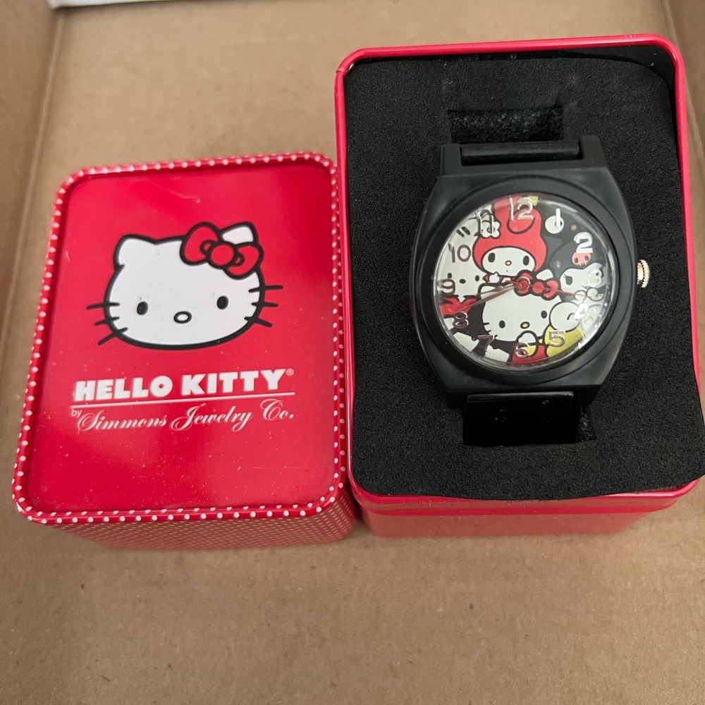 HELLO KITTY and character watch